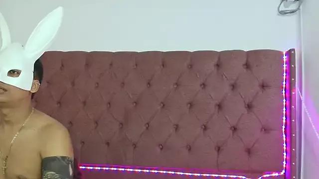 smiths_couple from StripChat is Freechat