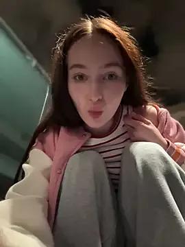 Photos of SnappyHappy from StripChat is Freechat