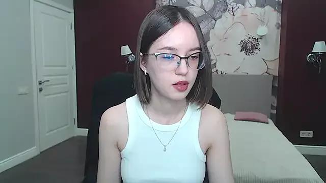 SofiaMooris from StripChat is Freechat