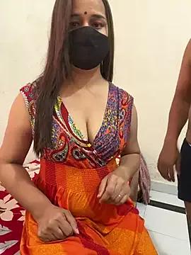 Featured cam rooms: try the satisfaction of chatting and cam 2 cam with our adorable streamers, who will teach you all about attraction and dreams with their hot curves.