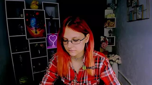 sophia_fleur from StripChat is Freechat
