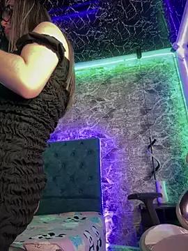 Sophie_LS from StripChat is Freechat