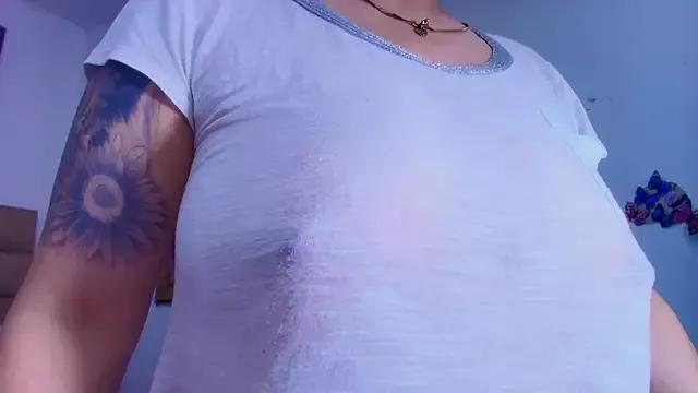 star_hanks from StripChat is Freechat