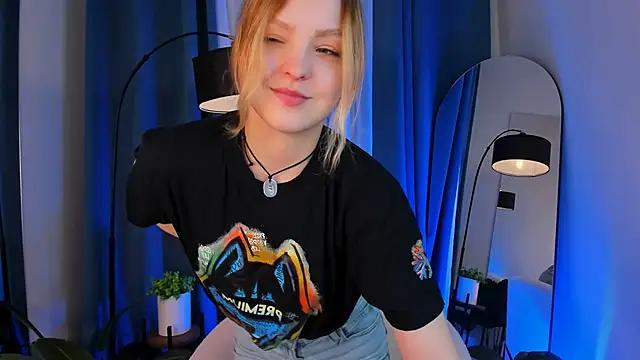 cam to cam sexiness with Girls streamers. Explore the newest collection of intense camshows from our capable horny hosts.