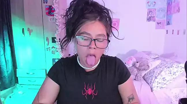 StephaniFox from StripChat is Freechat