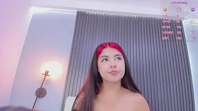stephany_roses_ from StripChat is Freechat