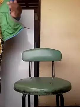 Sweet___Dick from StripChat is Freechat