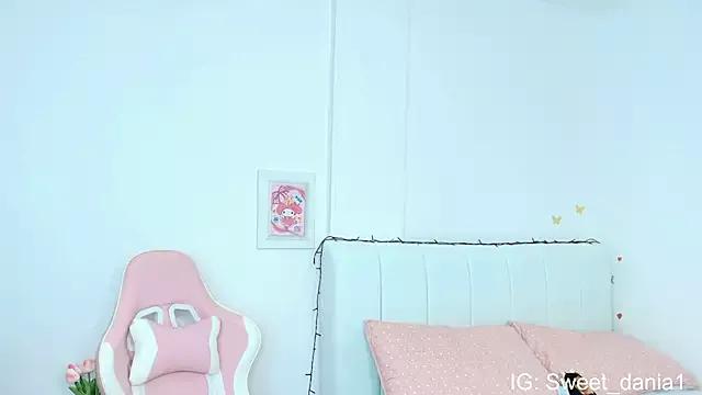 sweet_dania_ from StripChat is Freechat