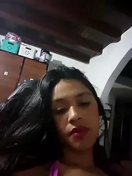 sweet_larisa from StripChat is Freechat