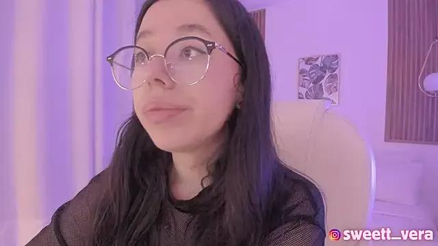 sweet_vera from StripChat is Freechat
