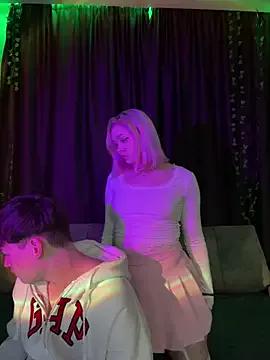 cam to cam sexiness with Girls streamers. Explore the newest collection of intense camshows from our capable horny hosts.