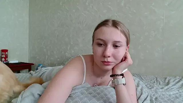 Tender_Lisa from StripChat is Freechat