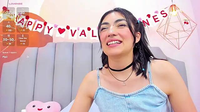 cam to cam sexiness with Girls streamers. Explore the newest collection of intense camshows from our capable horny hosts.