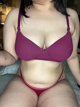cam to cam sexiness with Girls streamers. Explore the newest collection of intense camshows from our capable horny hosts.