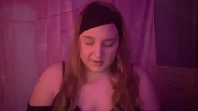 cam to cam sexiness with Girls streamers. Explore the newest collection of intense camshows from our capable horny hosts.