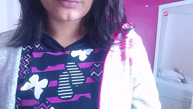 tinyy_whore18 from StripChat is Freechat