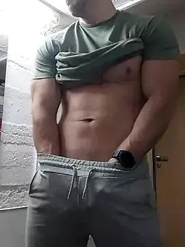 trainwithme from StripChat is Freechat