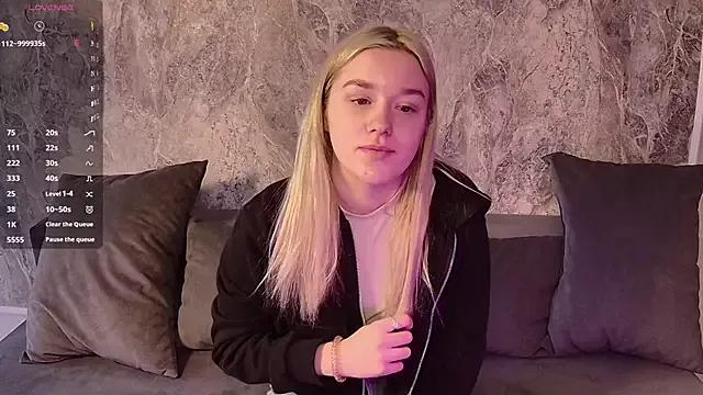 cam to cam sexiness with Girls streamers. Explore the newest collection of intense camshows from our capable horny hosts.