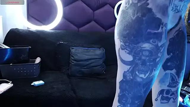 cam to cam sexiness with Girls streamers. Explore the newest collection of intense camshows from our capable horny hosts.