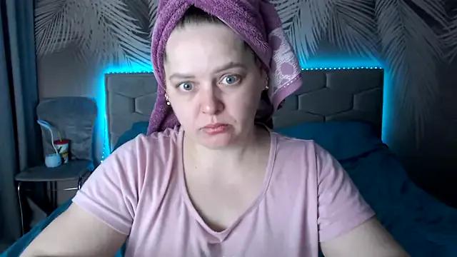 cam to cam sexiness with Girls streamers. Explore the newest collection of intense camshows from our capable horny hosts.