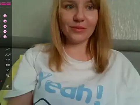 cam to cam sexiness with Girls streamers. Explore the newest collection of intense camshows from our capable horny hosts.