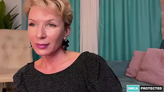 cam to cam sexiness with Girls streamers. Explore the newest collection of intense camshows from our capable horny hosts.
