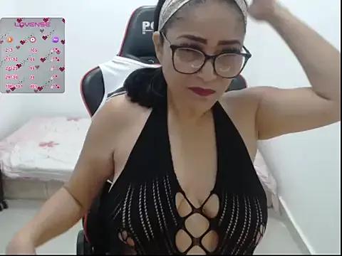 Valentina_lara01 from StripChat is Freechat