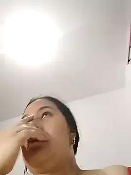 Van3orgasm4me from StripChat is Freechat