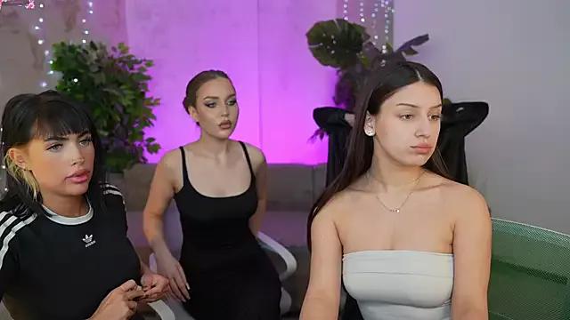 cam to cam sexiness with Girls streamers. Explore the newest collection of intense camshows from our capable horny hosts.
