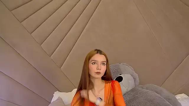 VanessaVien from StripChat is Freechat