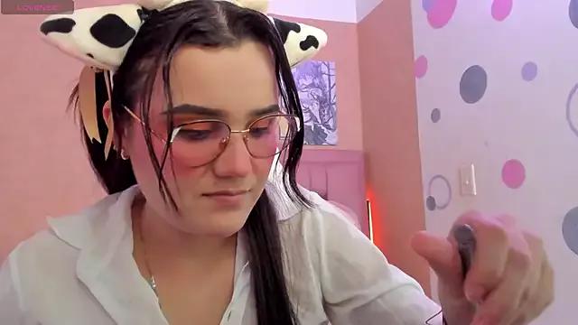 cam to cam sexiness with Girls streamers. Explore the newest collection of intense camshows from our capable horny hosts.