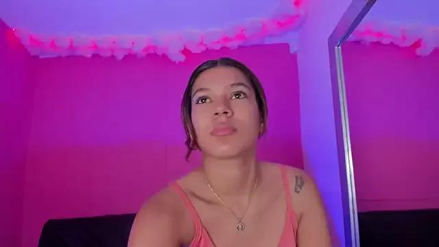 cam to cam sexiness with Girls streamers. Explore the newest collection of intense camshows from our capable horny hosts.
