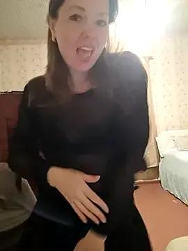 VselenaSun402 from StripChat is Freechat