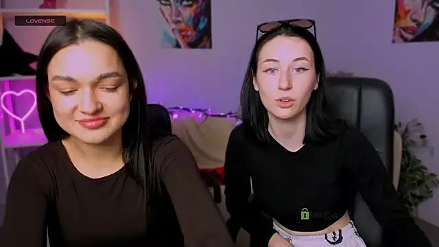 cam to cam sexiness with Girls streamers. Explore the newest collection of intense camshows from our capable horny hosts.