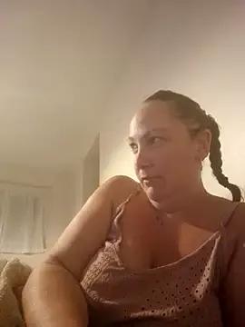 Wisie_Cutie from StripChat is Freechat
