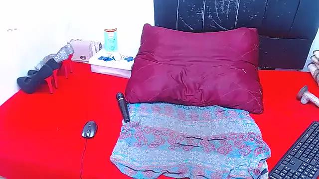 cam to cam sexiness with Girls streamers. Explore the newest collection of intense camshows from our capable horny hosts.