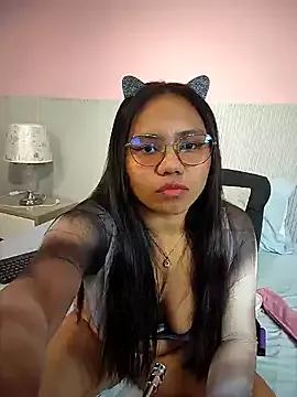 yeikafoxy from StripChat is Freechat