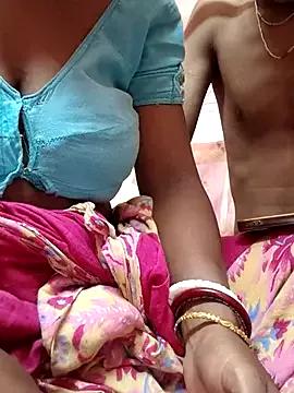 Your-Manu from StripChat is Freechat