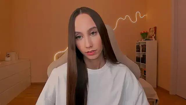 your_emily_ from StripChat is Freechat