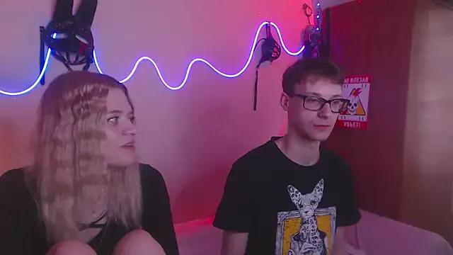 cam to cam sexiness with Girls streamers. Explore the newest collection of intense camshows from our capable horny hosts.