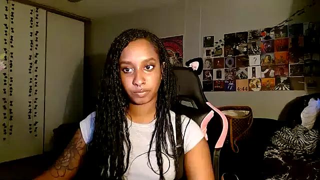 cam to cam sexiness with Girls streamers. Explore the newest collection of intense camshows from our capable horny hosts.