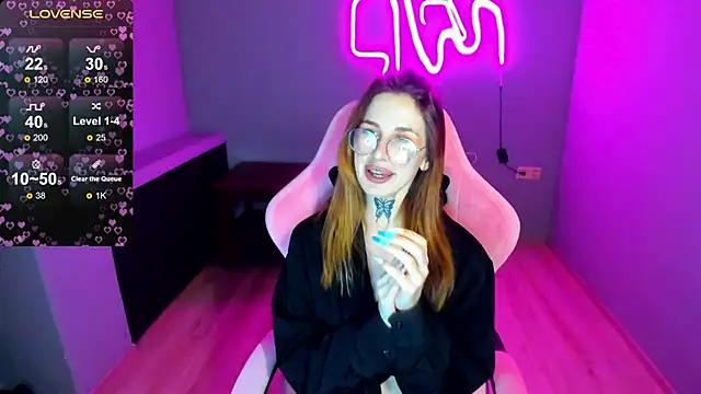 cam to cam sexiness with Girls streamers. Explore the newest collection of intense camshows from our capable horny hosts.