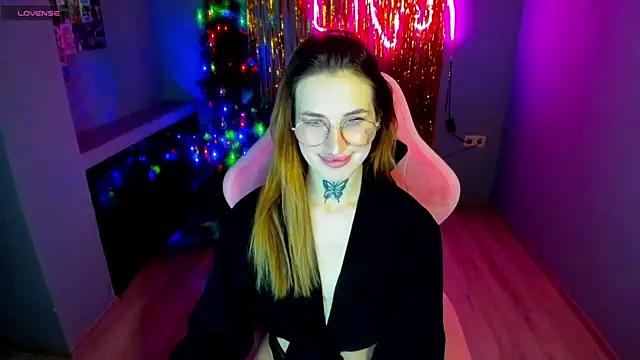 cam to cam sexiness with Girls streamers. Explore the newest collection of intense camshows from our capable horny hosts.
