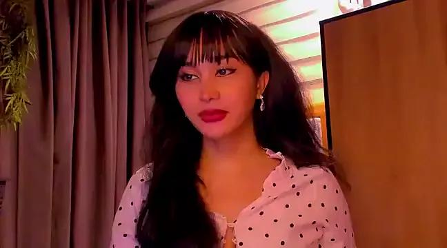 YOURCRISTINAS from StripChat is Freechat
