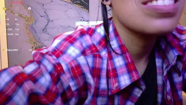 yourcuteneighbourr from StripChat is Freechat