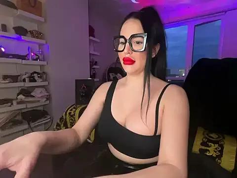 cam to cam sexiness with Girls streamers. Explore the newest collection of intense camshows from our capable horny hosts.