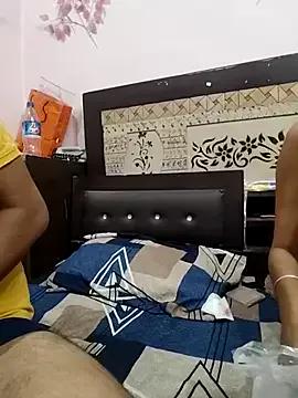 Yourhotsweetgirl from StripChat is Freechat