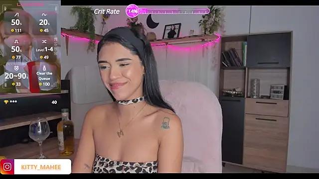 cam to cam sexiness with Girls streamers. Explore the newest collection of intense camshows from our capable horny hosts.