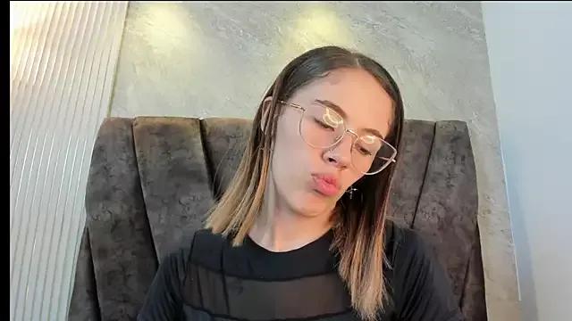 cam to cam sexiness with Girls streamers. Explore the newest collection of intense camshows from our capable horny hosts.