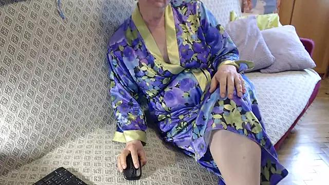 zarinafonliberman from StripChat is Freechat
